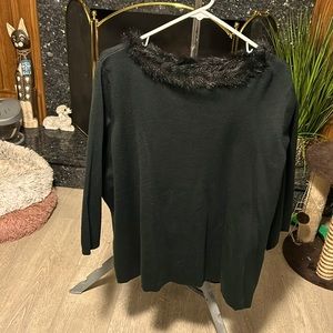 Venezia Jeans, Faux-Fur trimmed pull over sweater.